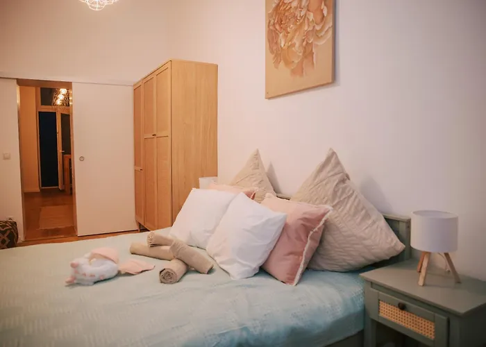 Room4art L1 Hauptbahnhof Apartman
